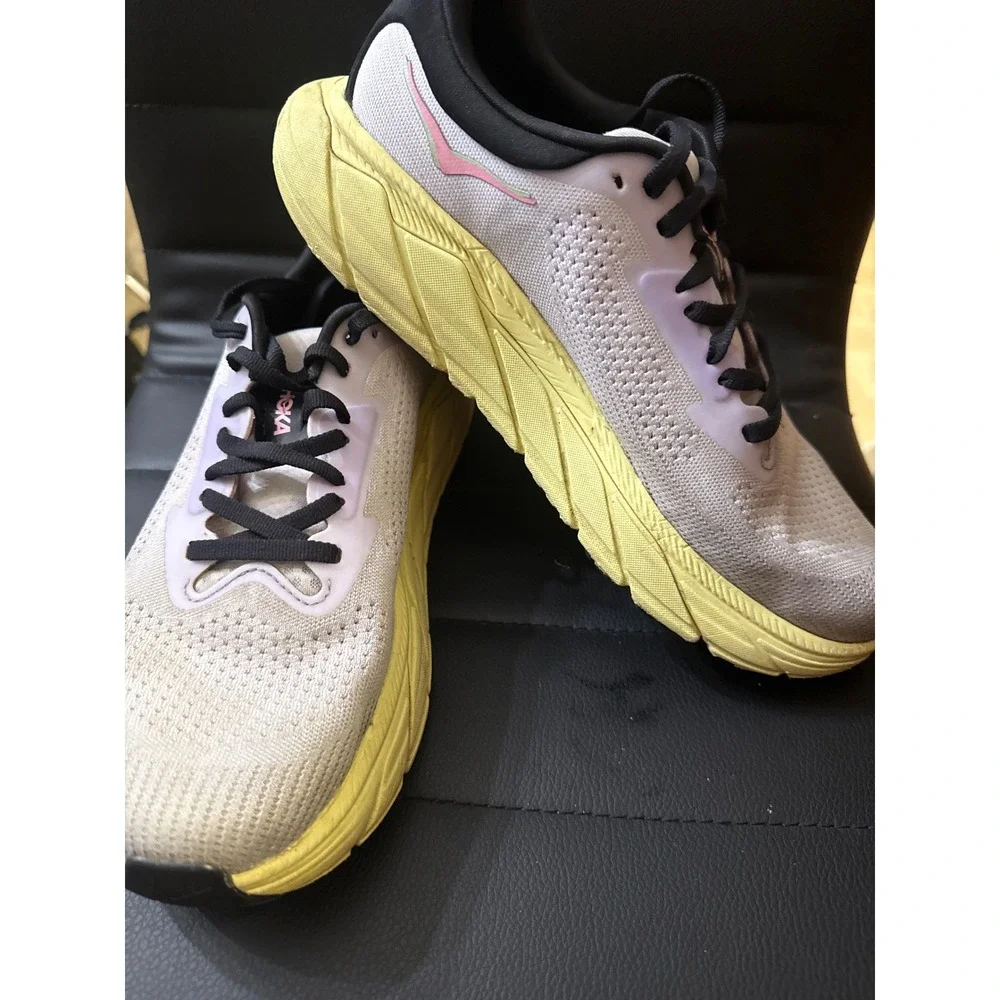 Hoka Arahi 7 Womens Running Shoes Starlight Glow / Yuzu Colorway Sz 8  Sneakers